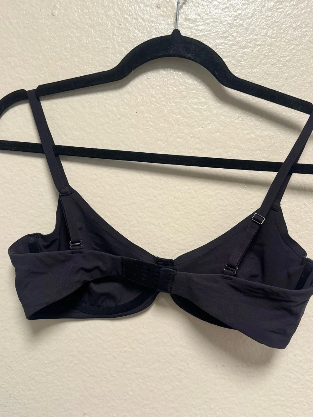 Skims unlined demi bra size 36C - Picture 3 of 3